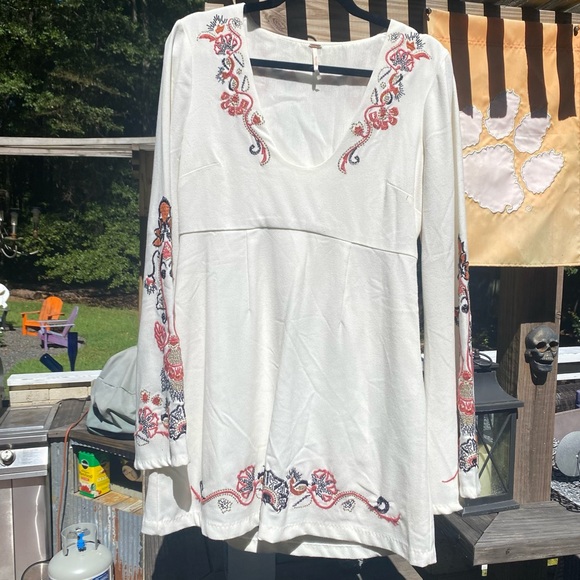 Free People peasant floral embroidered flare dress - Picture 2 of 6